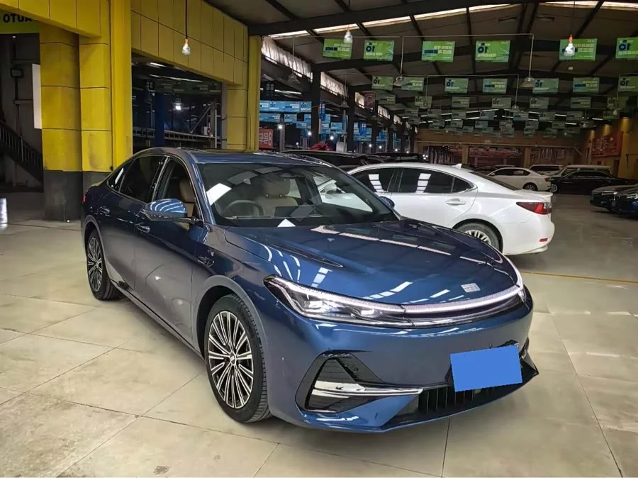 Geely Galaxy A7 EM