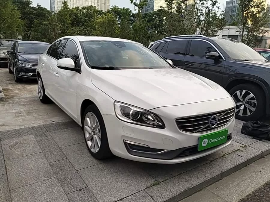 Volvo S60