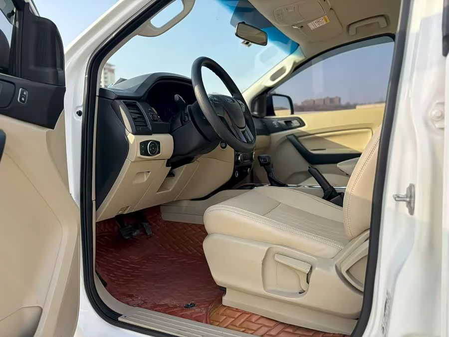 Ford Everest