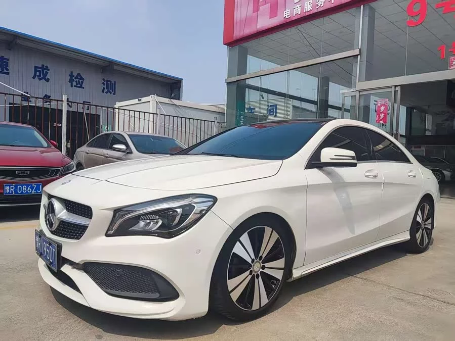 Mercedes-Benz CLA