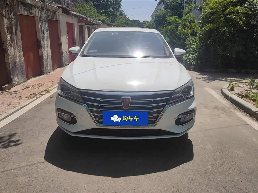 Roewe i5