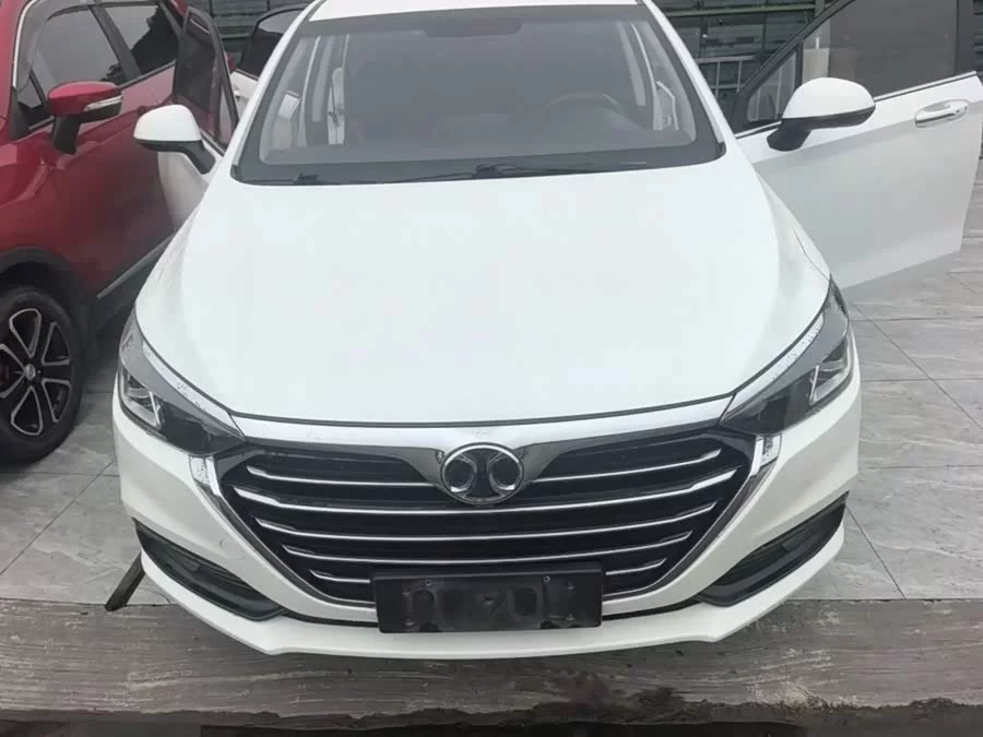 BAIC Saab D50