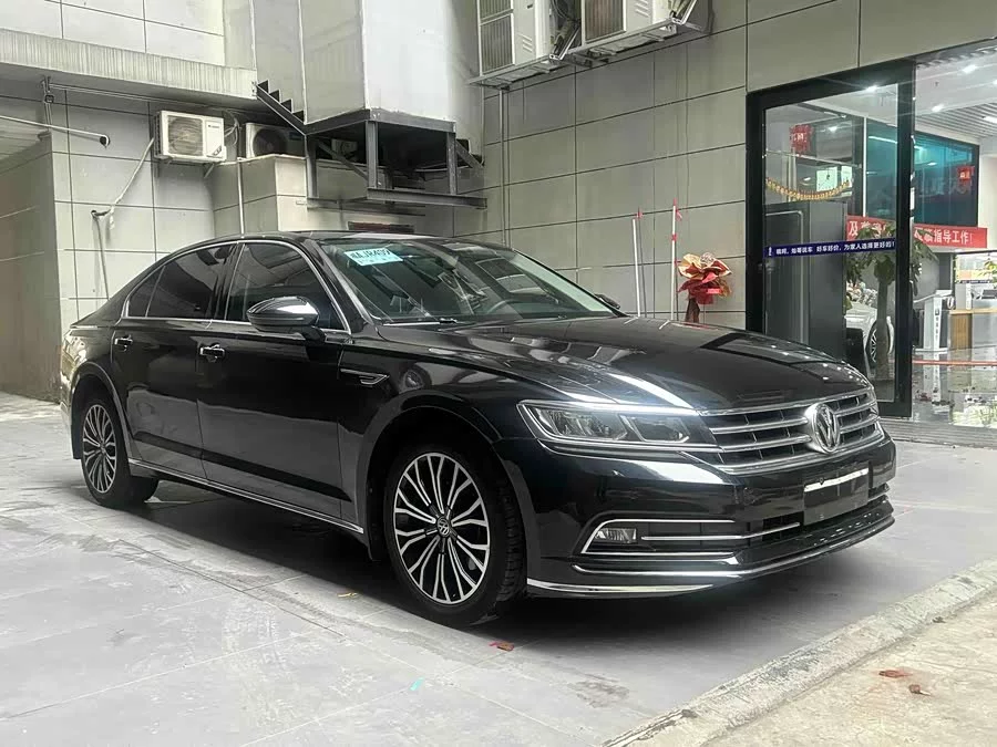 Volkswagen Phaeton / Phideon