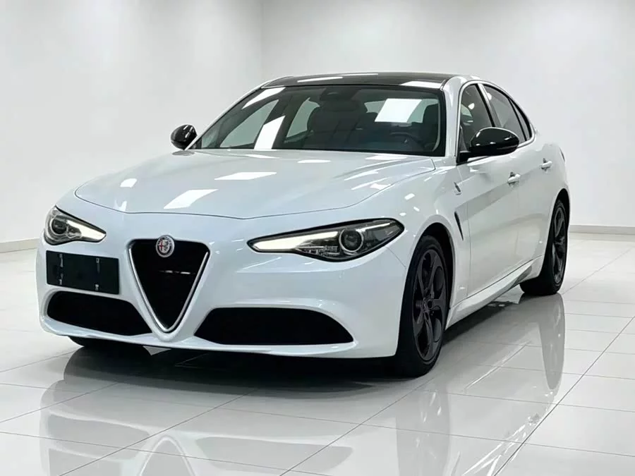Alfa Romeo Giulia