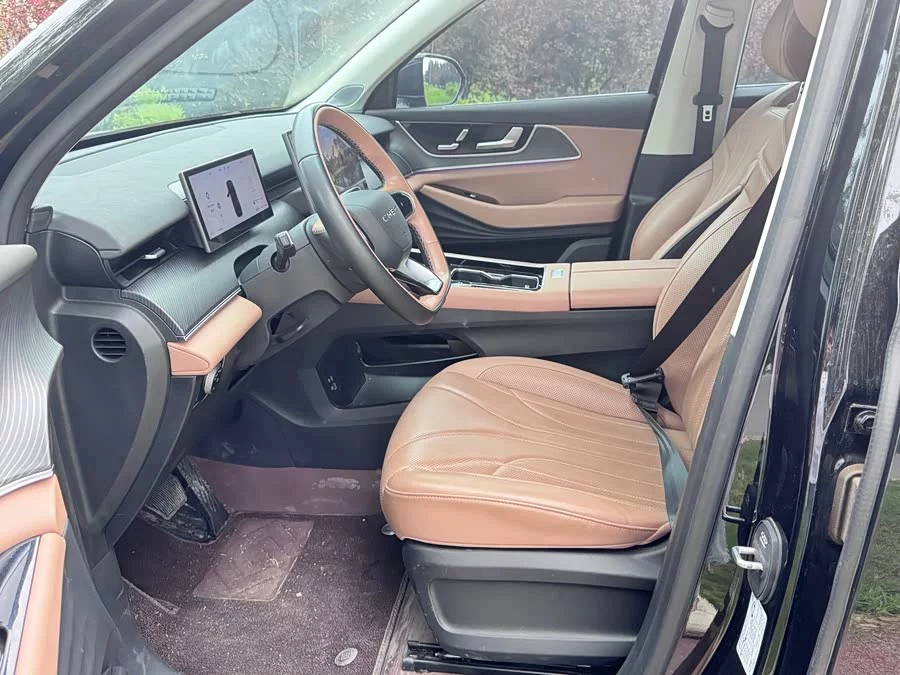 Chery Tiggo 8L