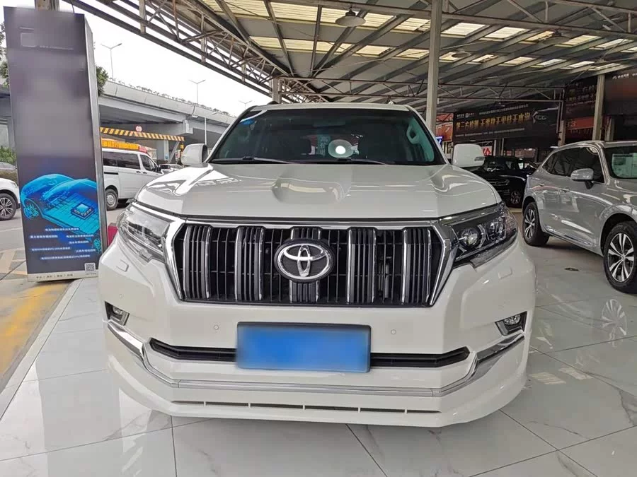 Toyota Prado