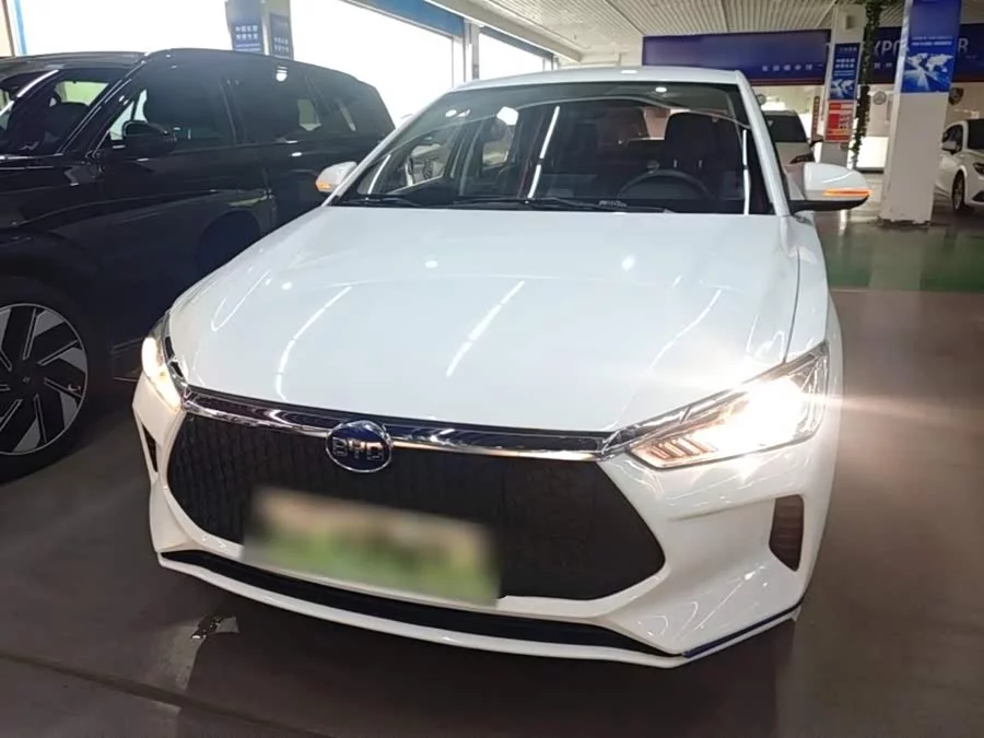 BYD e3