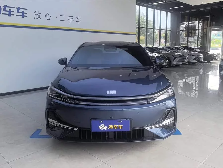 Geely Galaxy A7 EM