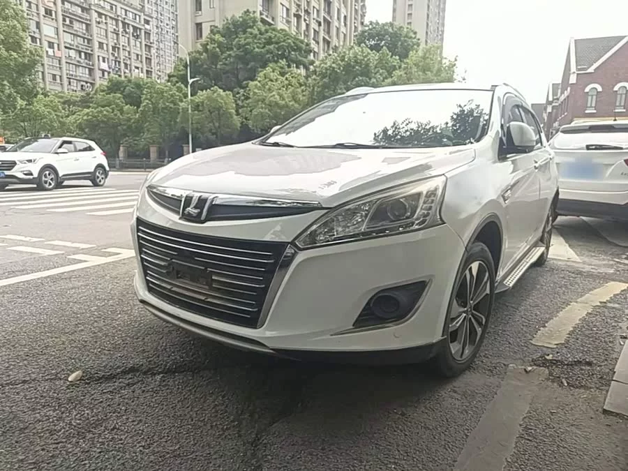 Luxgen U6 SUV