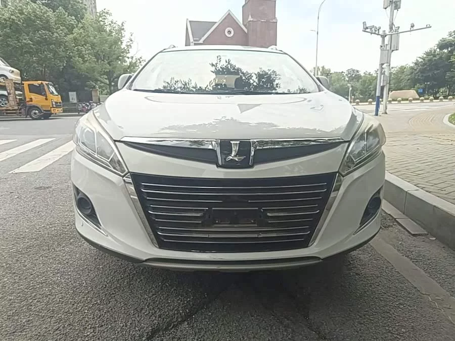 Luxgen U6 SUV