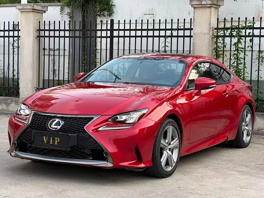 Lexus RC