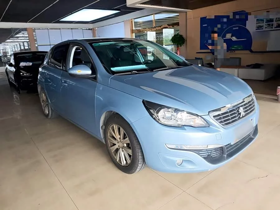 Peugeot 308S