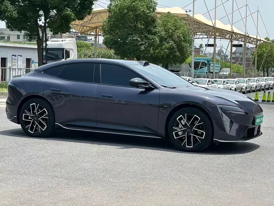 AVATR 06