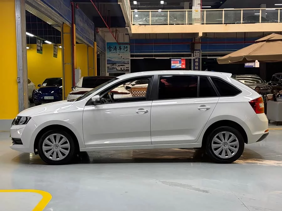 Skoda Rapid