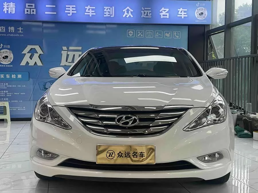 Hyundai Sonata