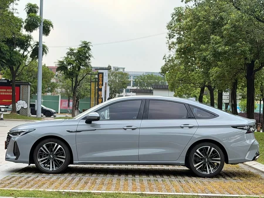 Chery Arrizo 8