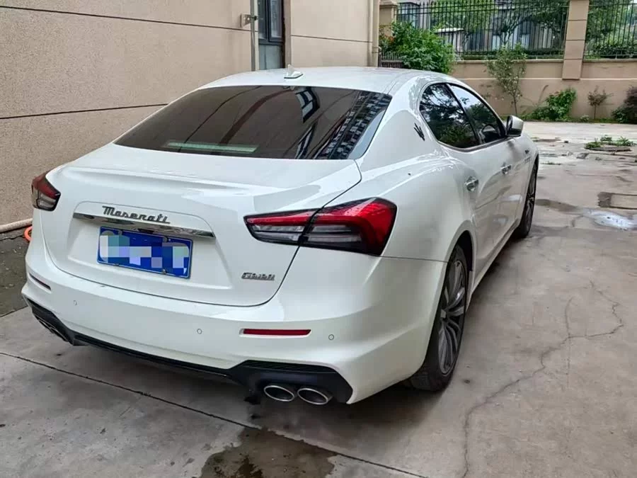 Maserati Ghibli