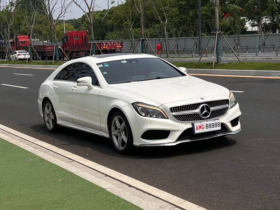 Mercedes Benz CLS