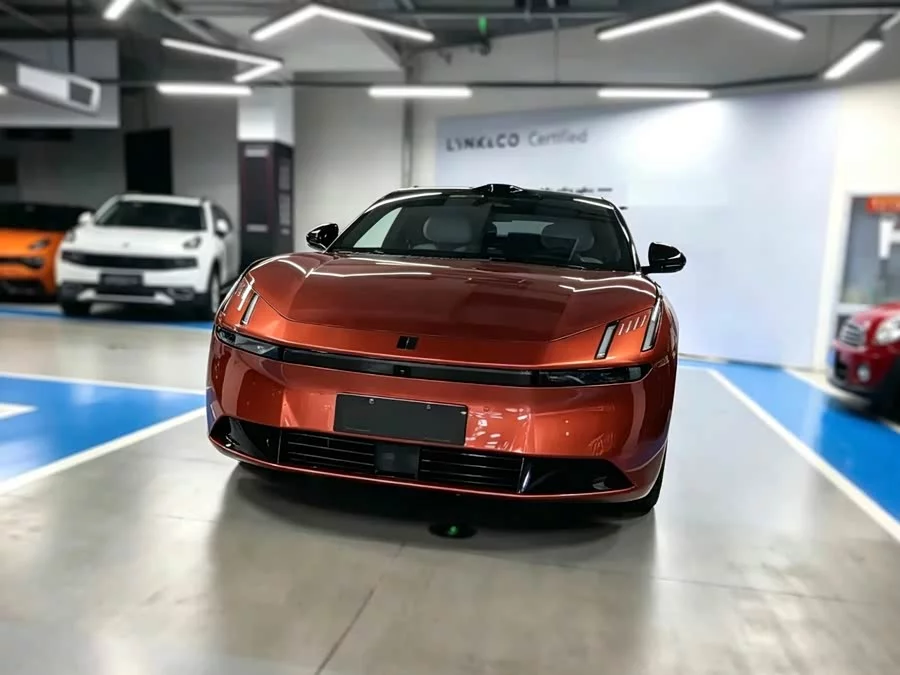 Lynk & Co Z10