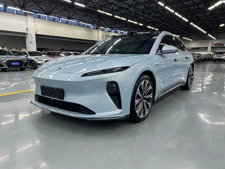 NIO ET5T
