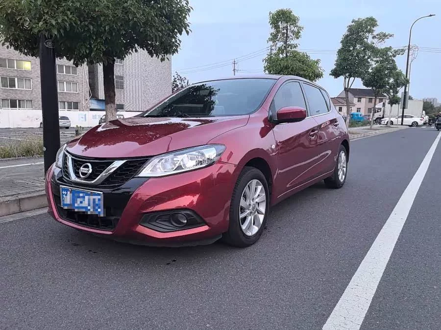 Nissan Tiida