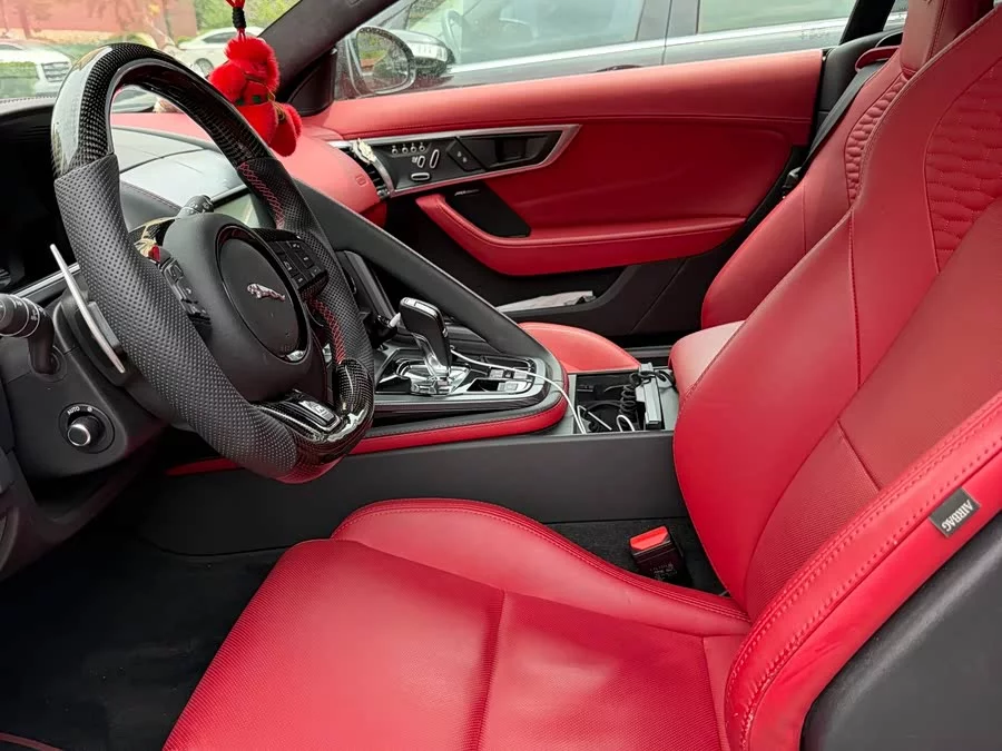 Jaguar F-TYPE