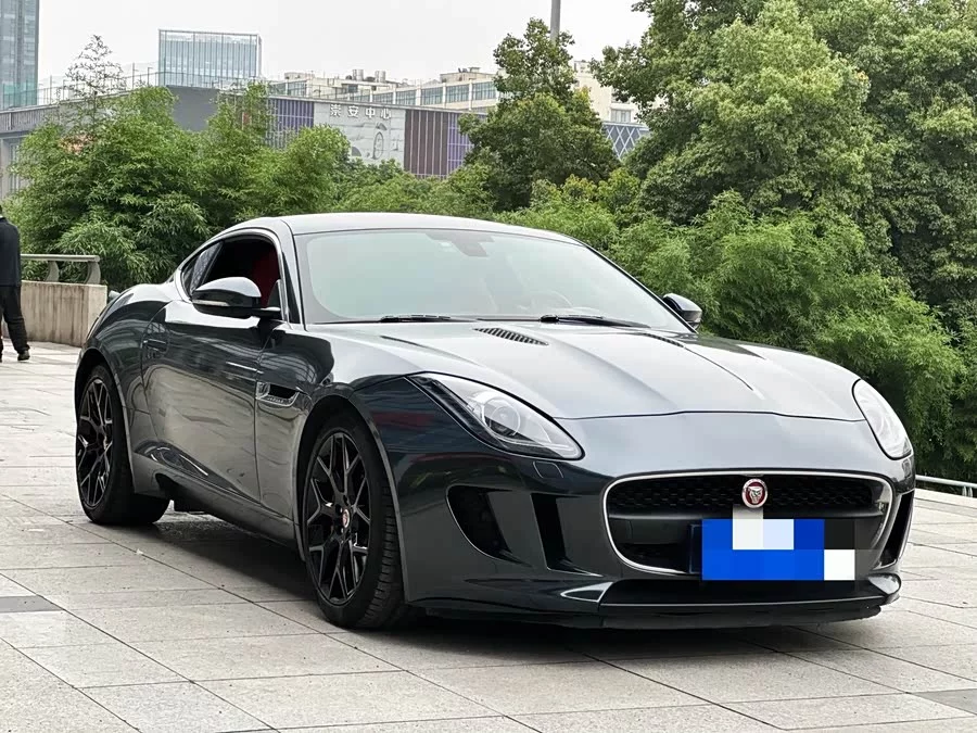 Jaguar F-TYPE