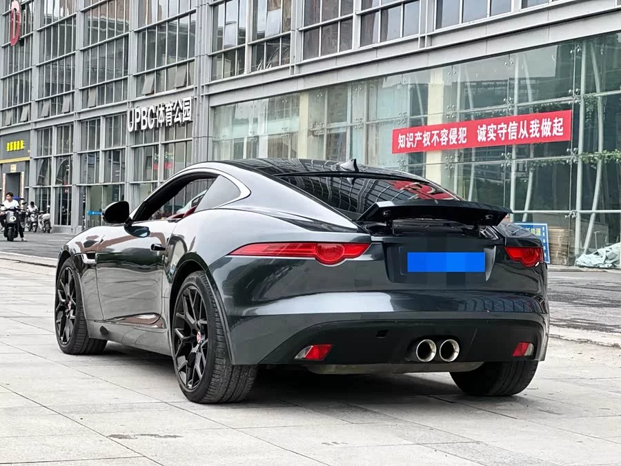 Jaguar F-TYPE