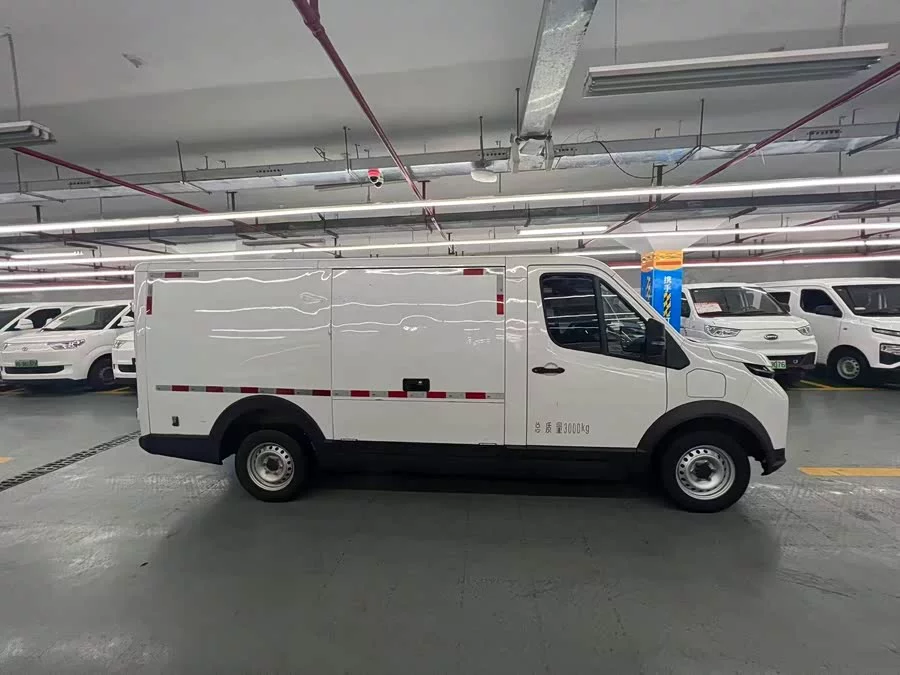 JAC Group Van Bolo