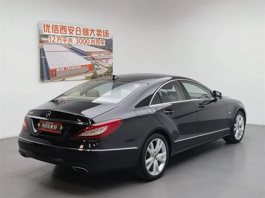 Mercedes Benz CLS