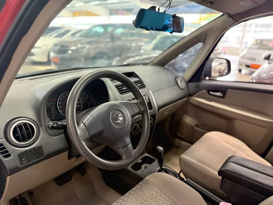 Suzuki SX4