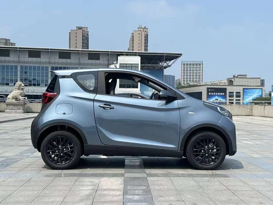 Chery QQ small ant