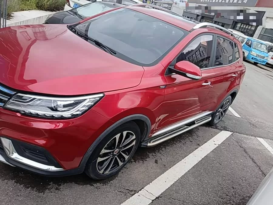 Roewe RX3