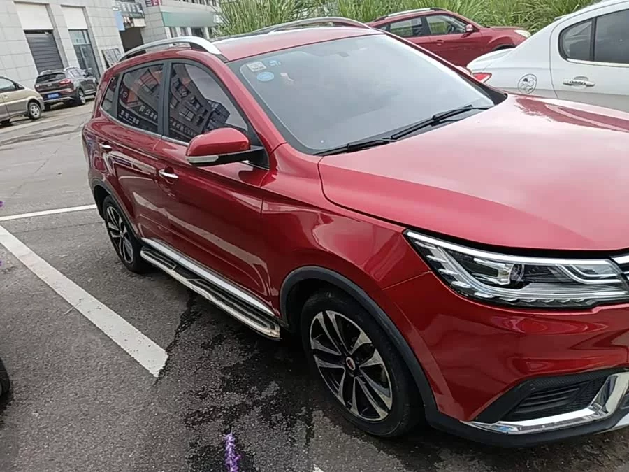 Roewe RX3