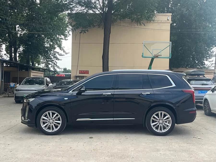 Cadillac XT6