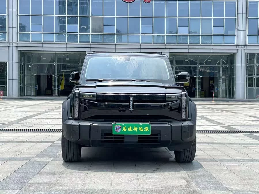 iCAR 03
