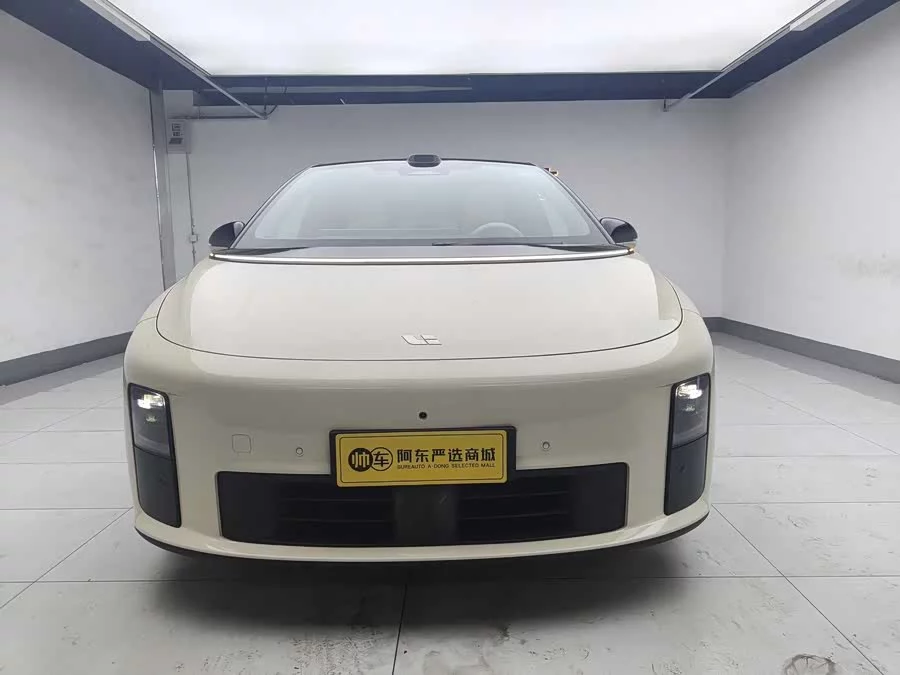Li Auto i6