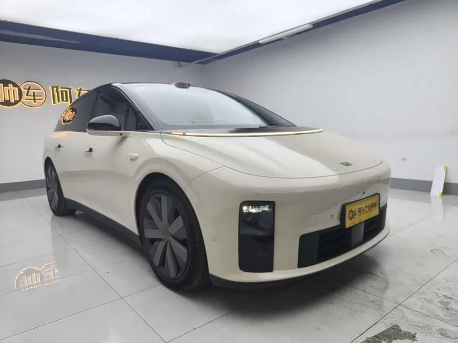 Li Auto i6