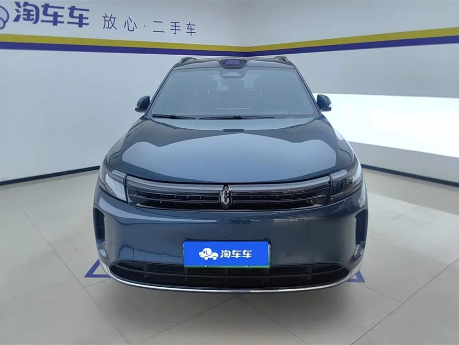 AITO Wenjie M7