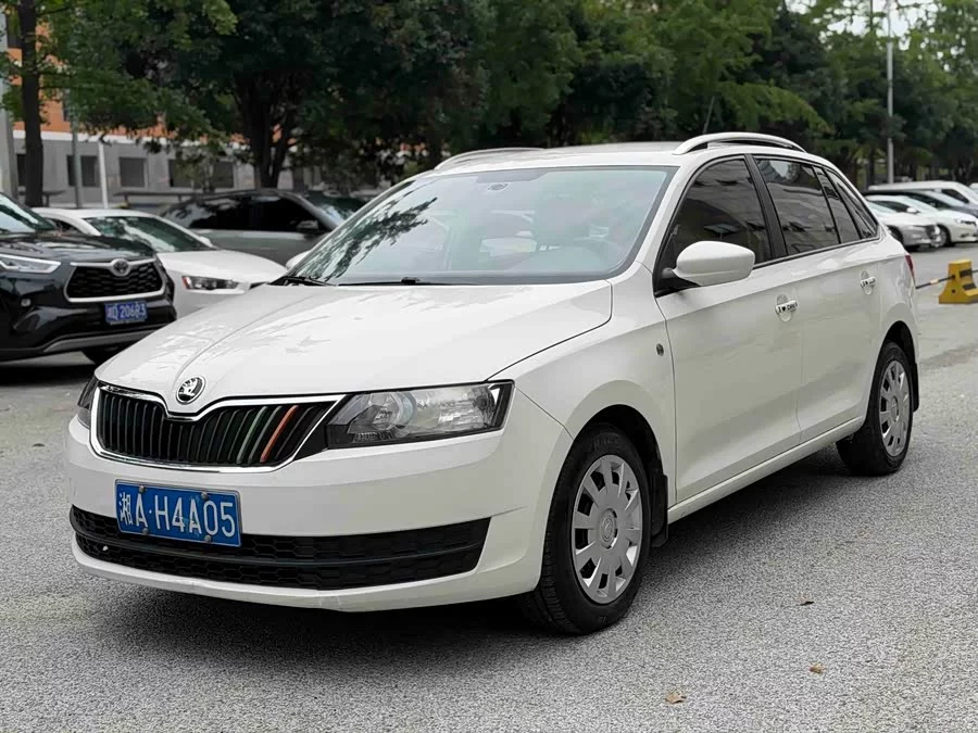 Skoda Rapid