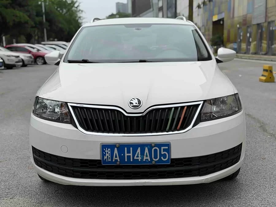 Skoda Rapid