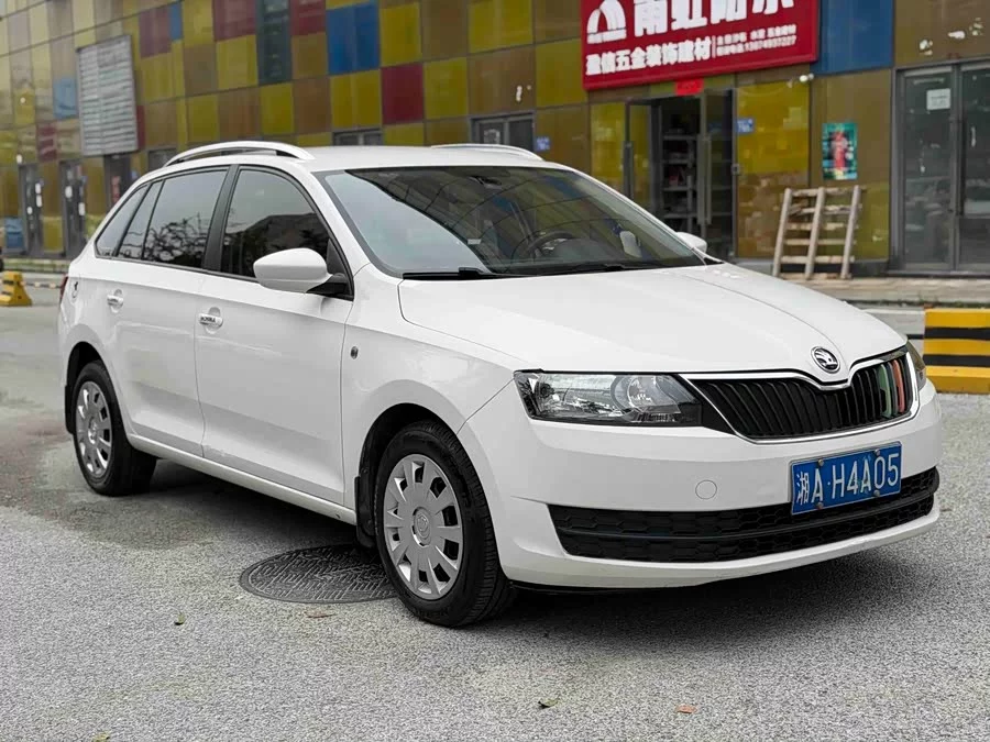 Skoda Rapid