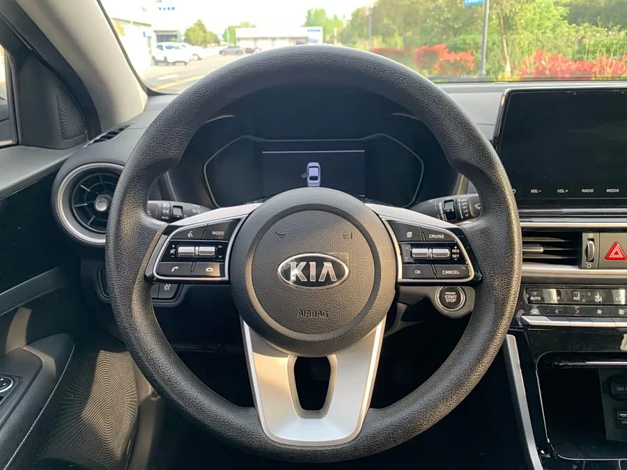 Kia K3