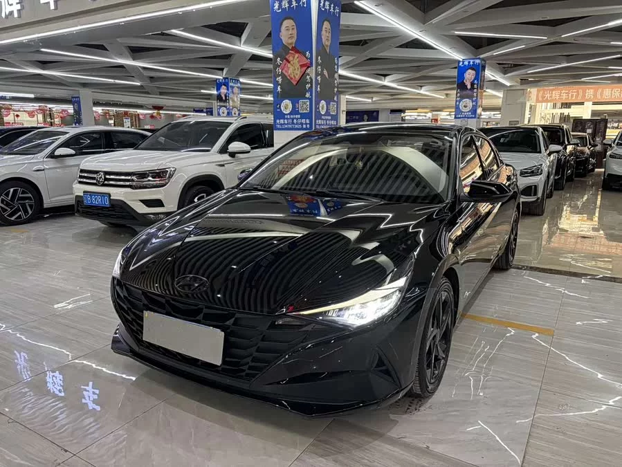 Hyundai Elantra