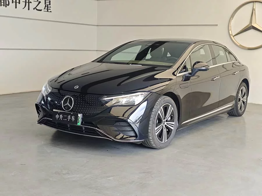 Mercedes Benz EQE