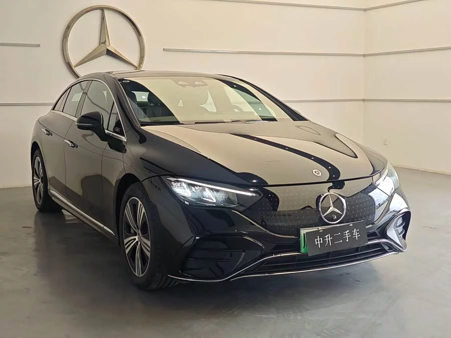 Mercedes Benz EQE