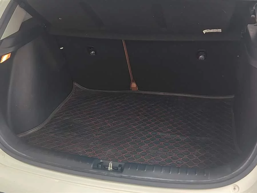 Kia KX CROSS