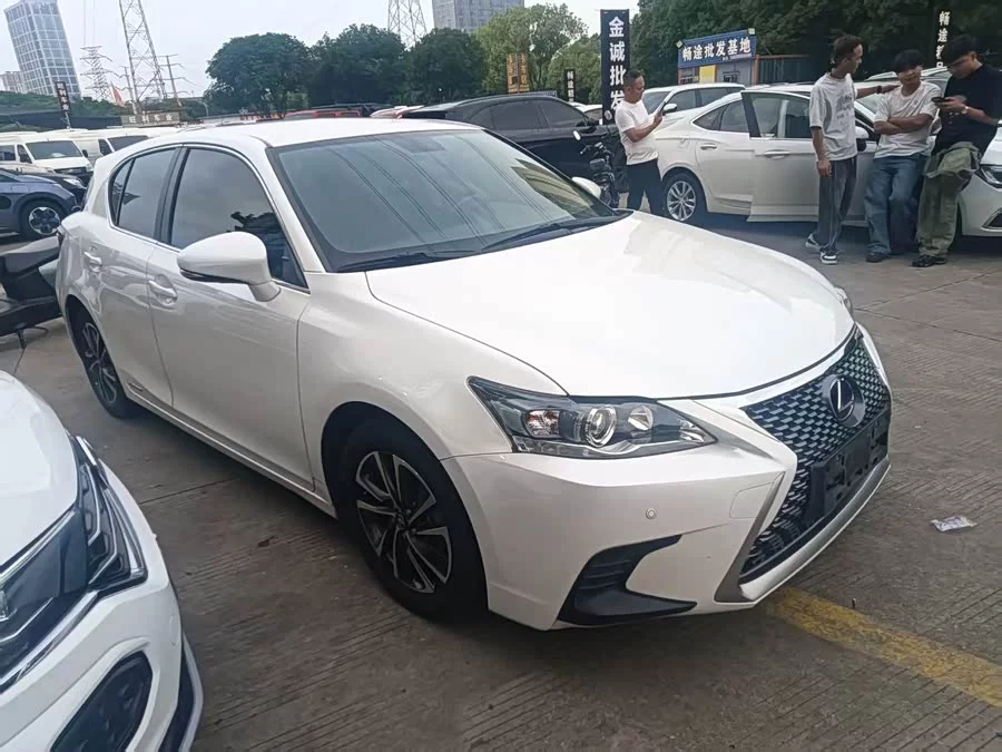 Lexus CT