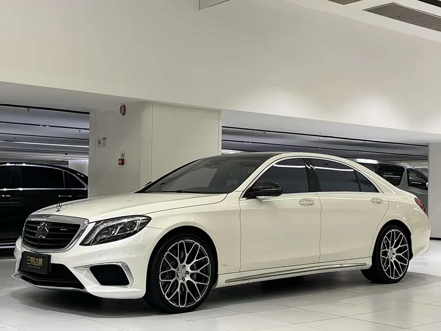 Mercedes Benz S-Class AMG