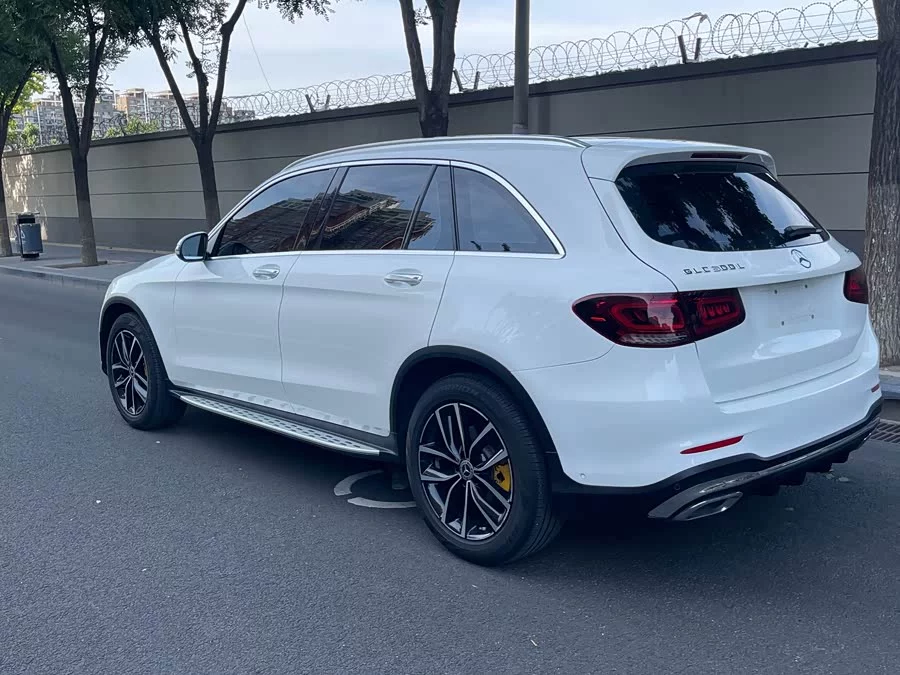 Mercedes Benz GLC